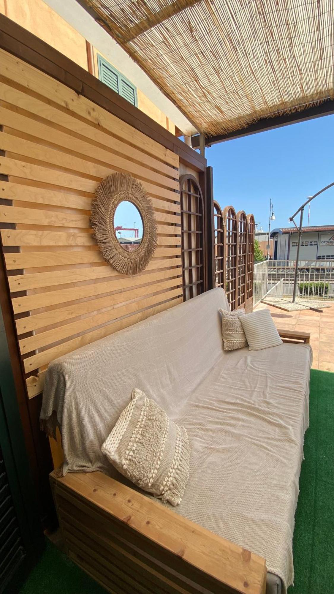 Giu Al Porto Apartment Salerno Ngoại thất bức ảnh