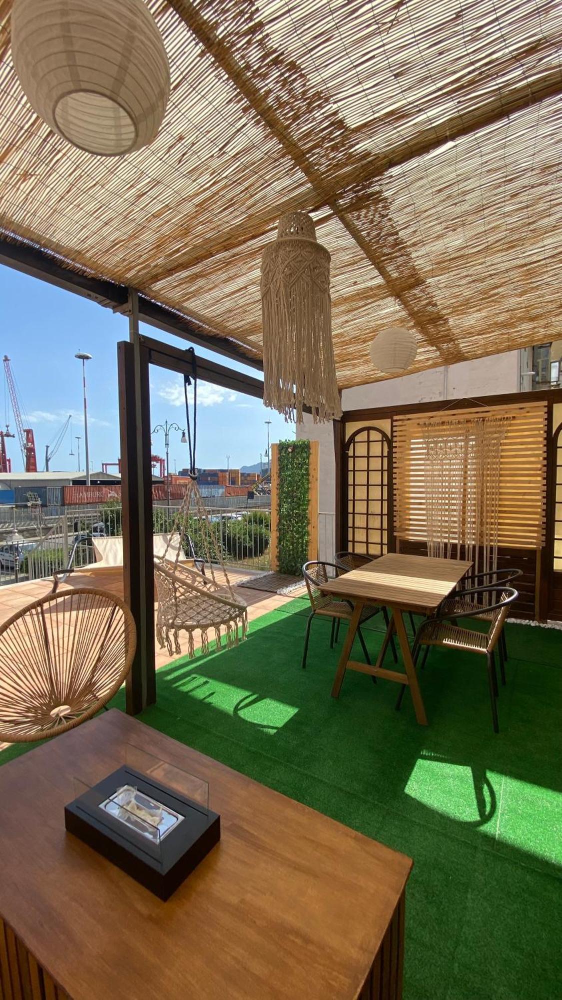 Giu Al Porto Apartment Salerno Ngoại thất bức ảnh