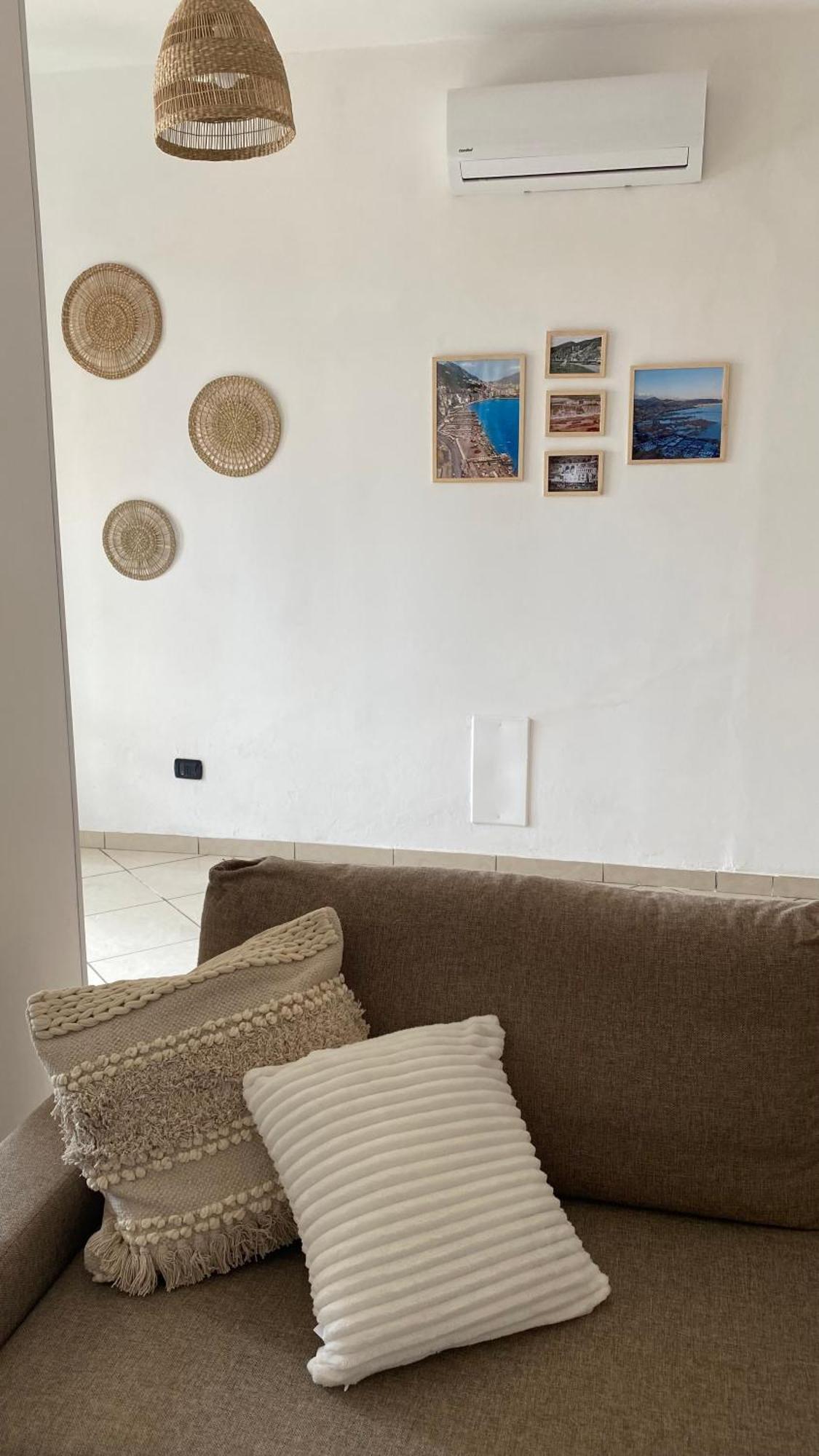 Giu Al Porto Apartment Salerno Ngoại thất bức ảnh